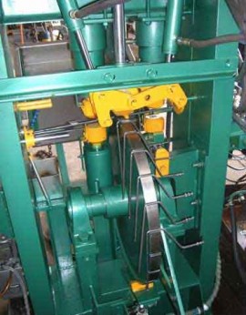 Automatic bending machine